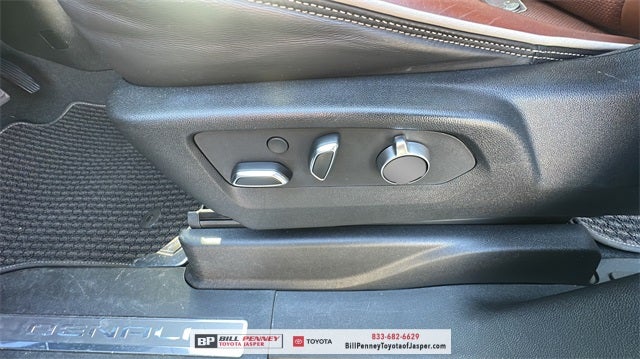 2023 GMC Yukon Denali Ultimate