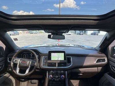 2023 GMC Yukon XL SLT