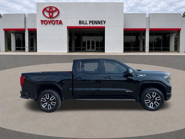 2023 GMC Sierra AT4