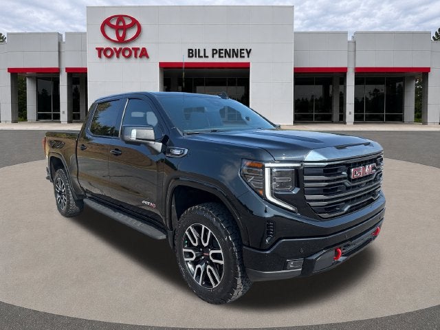 2023 GMC Sierra AT4