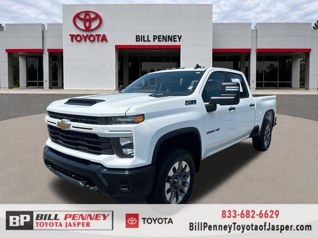 2024 Chevrolet Silverado HD Custom