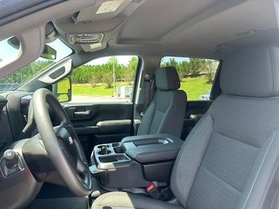 2024 Chevrolet Silverado HD Custom