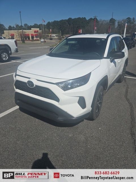 2020 Toyota RAV4 LE