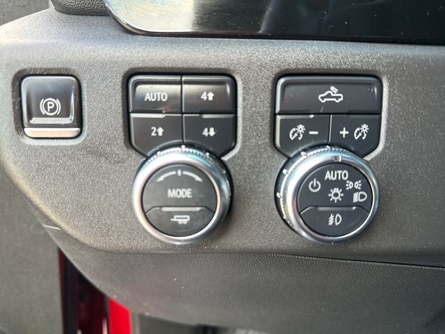 2023 GMC Sierra Elevation