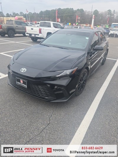 2025 Toyota Camry SE
