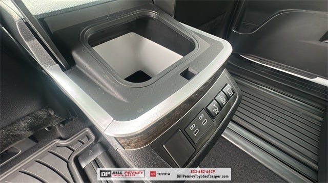 2025 Toyota Sienna Platinum 7 Passenger