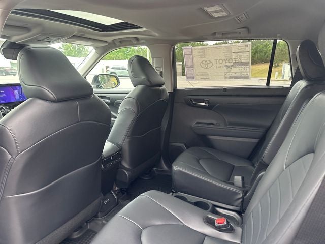 2026 Toyota Highlander Hybrid XLE