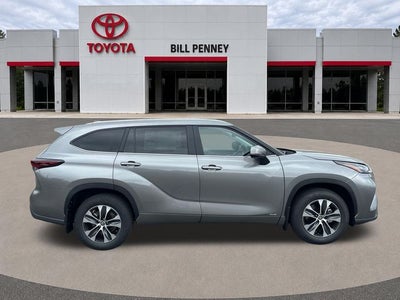 2026 Toyota Highlander Hybrid XLE