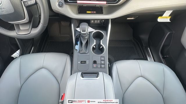 2026 Toyota Highlander Hybrid XLE