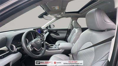 2025 Toyota Highlander XLE