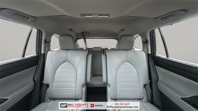 2025 Toyota Highlander XLE