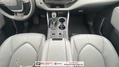 2025 Toyota Highlander XLE