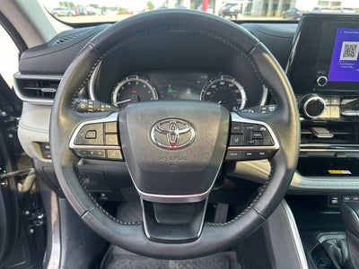 2024 Toyota Highlander XLE