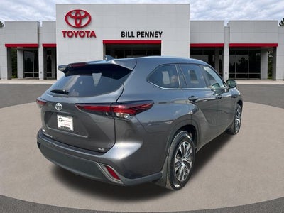 2024 Toyota Highlander XLE