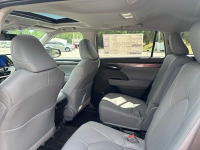 2026 Toyota Highlander Limited