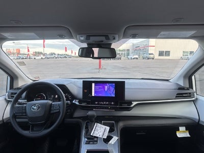 2026 Toyota Sienna LE