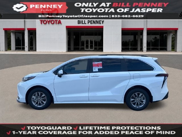 2026 Toyota Sienna LE