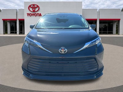 2026 Toyota Sienna LE 8 Passenger
