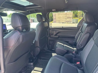 2026 Toyota Sienna XSE 7 Passenger