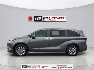 2025 Toyota Sienna XLE 7 Passenger