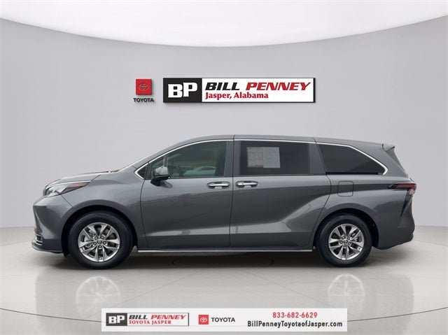 2025 Toyota Sienna XLE 7 Passenger