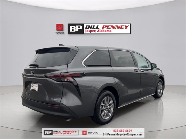 2025 Toyota Sienna XLE 7 Passenger