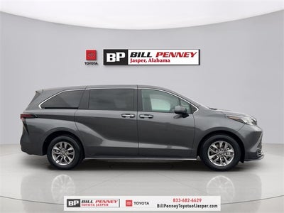 2025 Toyota Sienna XLE 7 Passenger