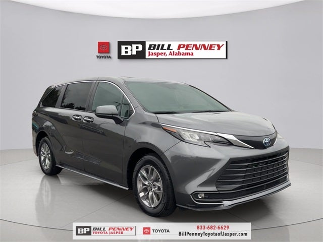 2025 Toyota Sienna XLE 7 Passenger