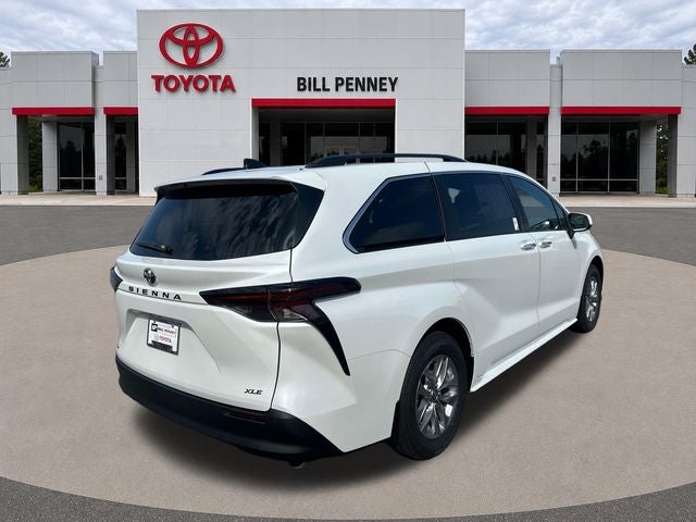 2026 Toyota Sienna XLE 8 Passenger