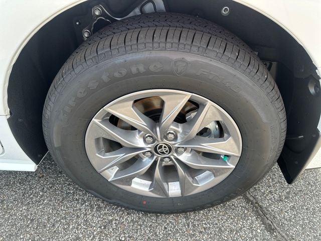2026 Toyota Sienna XLE 8 Passenger
