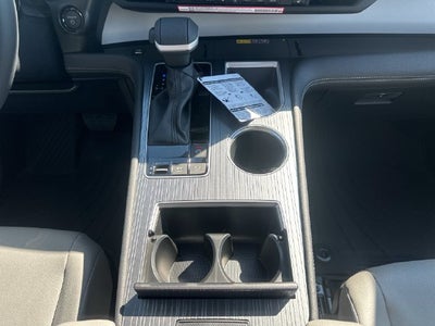 2026 Toyota Sienna XLE 8 Passenger