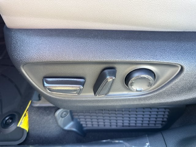 2026 Toyota Sienna XLE 8 Passenger