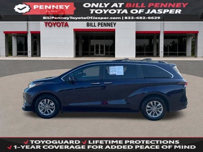 2023 Toyota Sienna XLE 8 Passenger