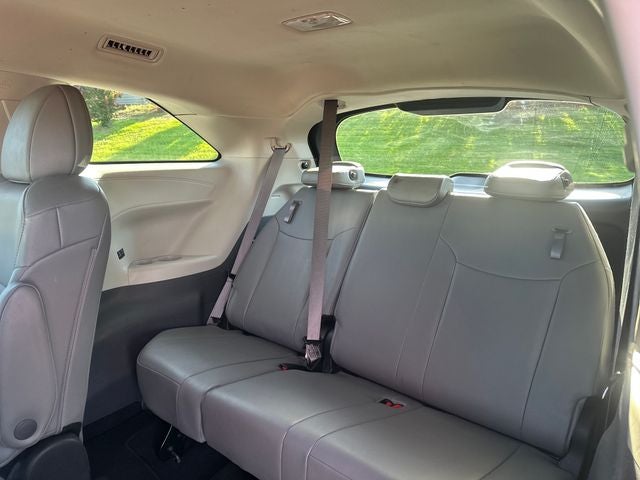 2023 Toyota Sienna XLE 8 Passenger