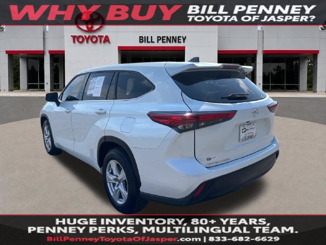 2022 Toyota Highlander LE