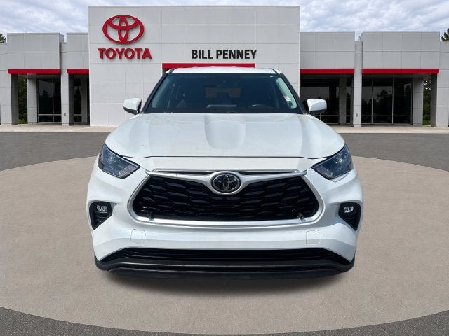 2022 Toyota Highlander LE