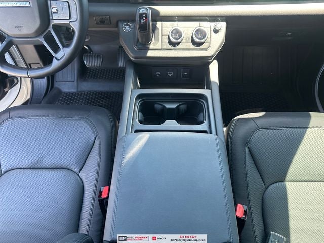 2024 Land Rover Defender 90 X-Dynamic SE