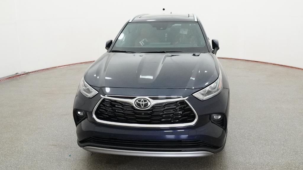 2026 Toyota Highlander Platinum