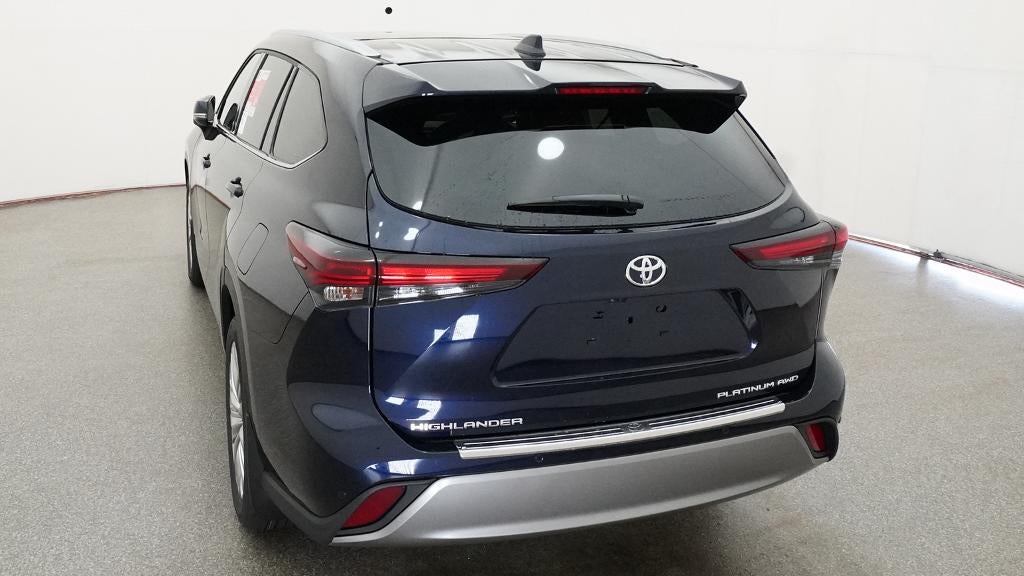 2026 Toyota Highlander Platinum